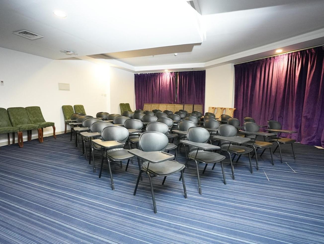Hotel Parkside Plaza Mascate Extérieur photo
